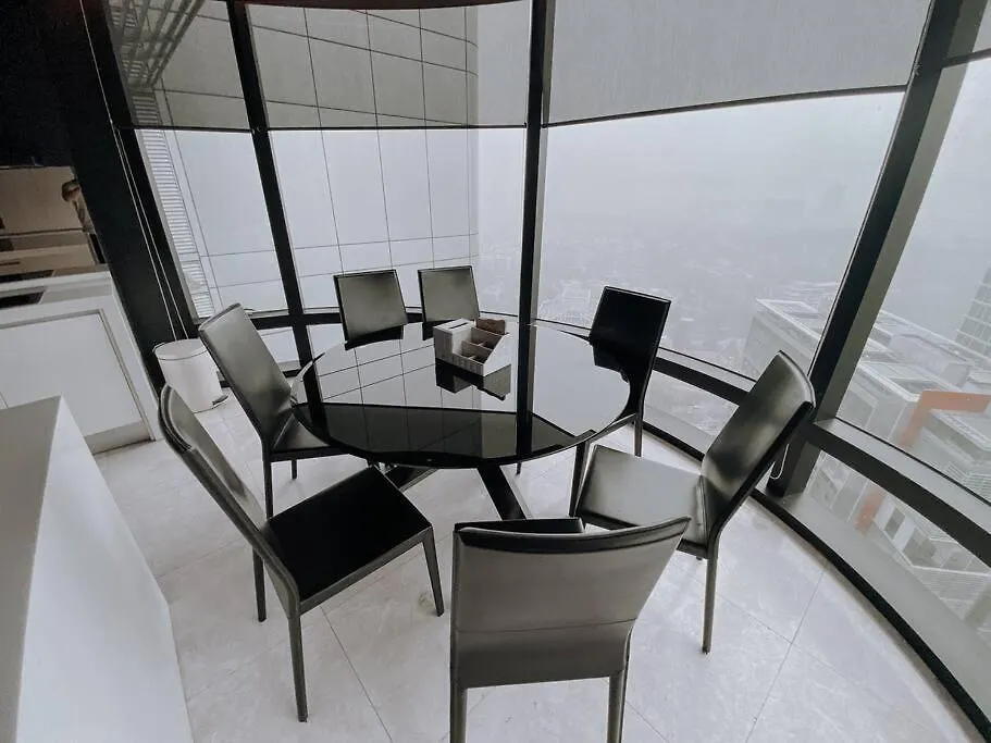 Deluxe Family Suites W Klcc View كوالالمبور 0*,  ماليزيا